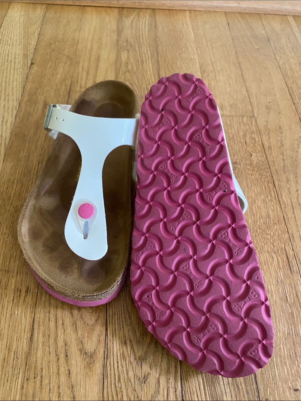 Birkenstock Gizeh 35, White Thong Sandals with Pink Accents - Picture 6 of 15